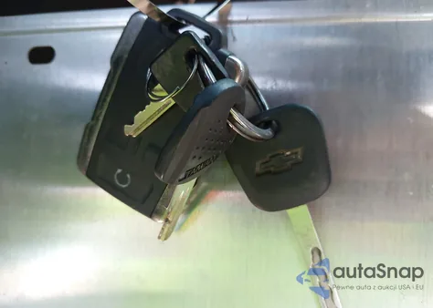 2016 Chevrolet Silverado 1500 1Lt from USA, damaged, VIN 3GCPCREC2GG209484